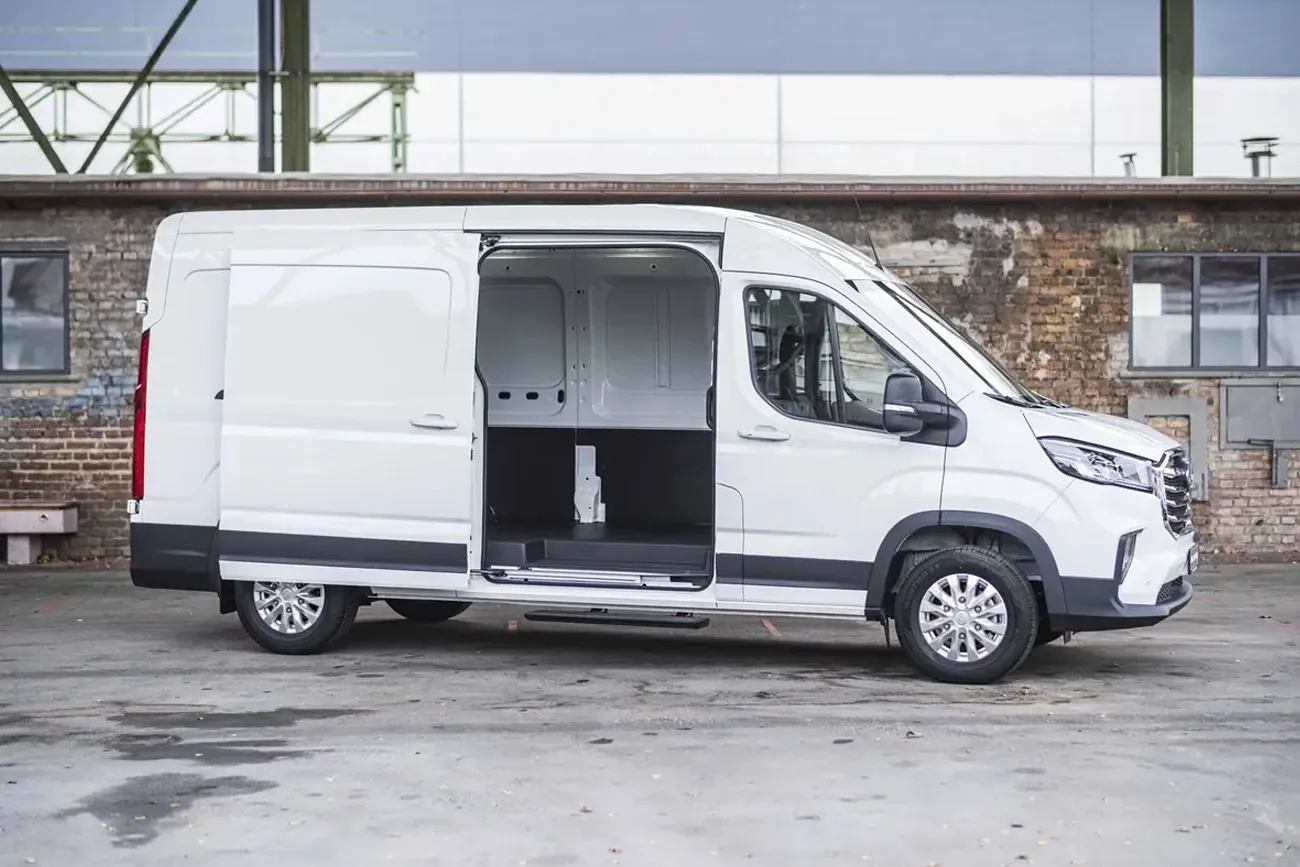 MAXUS Deliver 9